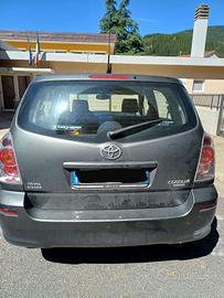 toyota corolla verso