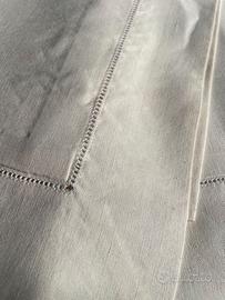 Due Lenzuola Vintage m lino con federe a bottoni