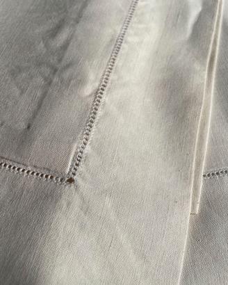 Due Lenzuola Vintage m lino con federe a bottoni