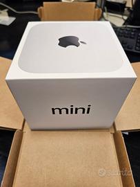 minimac m4 con tastiera e mouse tutto sigillato