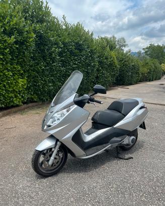 Peugeout Satelis 250