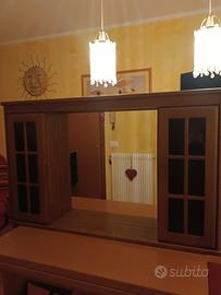 specchiera in legno massello con accessori