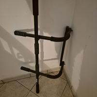 Attrezzo per trazioni