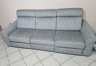 Divano Gattatico 4 posti Poltrone e Sofa'