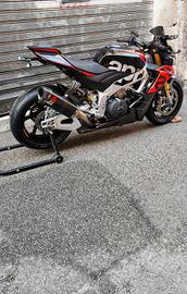 Aprilia tuono v4 factory 
