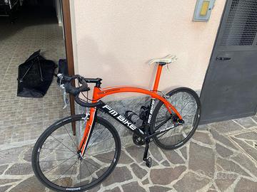 Bici da corsa in carbonio