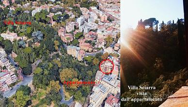 Trastevere: elegante attico d'epoca ristrutturato