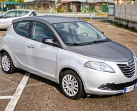 Lancia Ypsilon 1.2 69 CV 5 porte S&S Gold