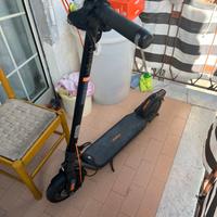 Monopattino elettrico ninebot segway f2 plus 2024