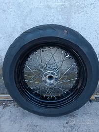 Cerchione con pneumatico Sportster