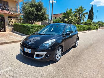 Renault Scenic Xmod 1.5dci