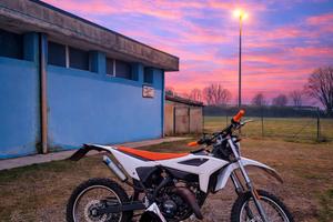 Panigale V4 quasi nuova...