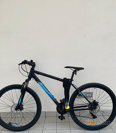Bicicletta mountain-bike