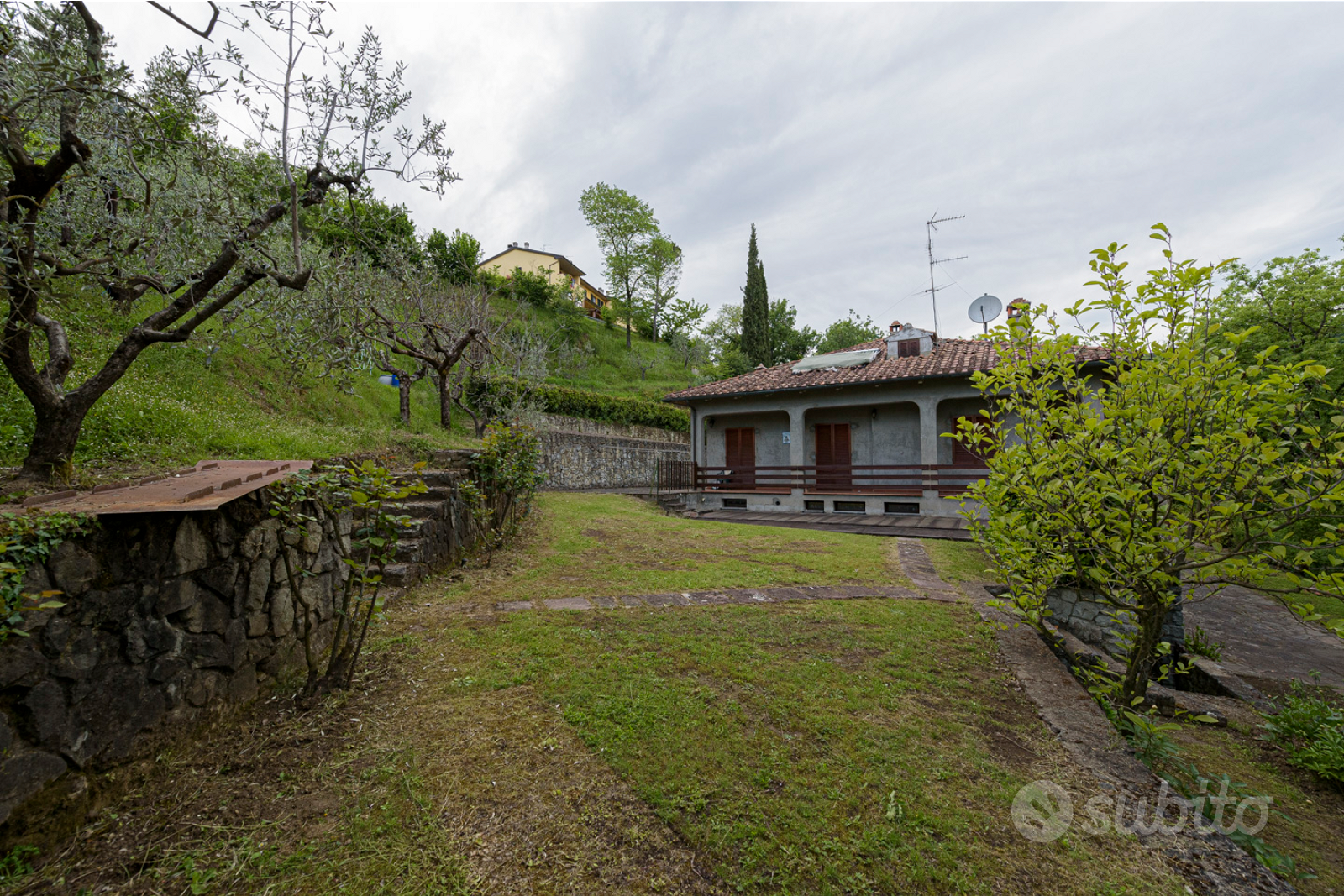 Villa casa singola Capolona - Vista 2