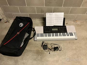 Tastiera semipesata con custodia