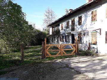 Casale rustico nell'Astigiano