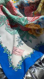 Foulard Gucci