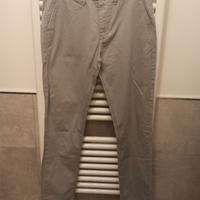 Pantaloni grigi