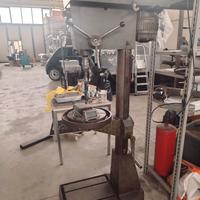 Trapano a colonna tipo professionale