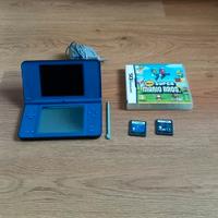 Nintendo DSI XL con giochi