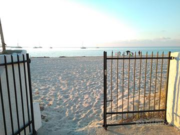 Accesso diretto e privato spiaggia 10 posti letto