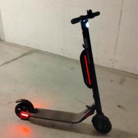 Ninebot by Segway ES4 monopattino