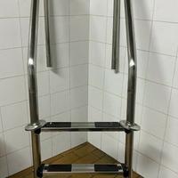 Scaletta piscina