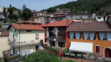 CASA DI CORTE A FORESTO SPARSO