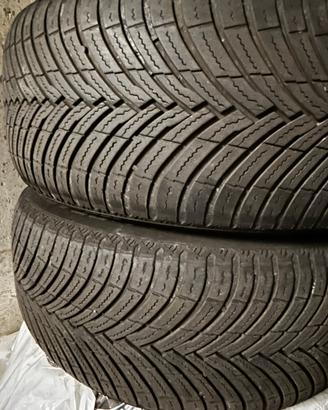 Pirelli Cinturato 225 55 R17 101 Y