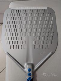 Pala per pizza Gimetal forata 33x33 