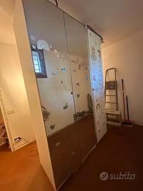 Armadio specchio con luci