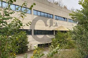 Immobile di 1400 m² con più di 5 locali a Leno