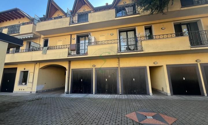 2 locali - boviso masciago (mb)