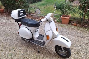 Vespa P 150 X