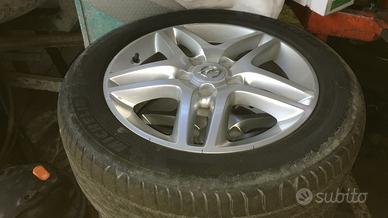 Cerchi e gomme originali Opel