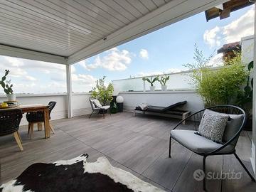 Attico / Mansarda di 195 m² con 3 locali e box aut