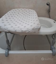 Vaschetta bagnetto con fasciatoio