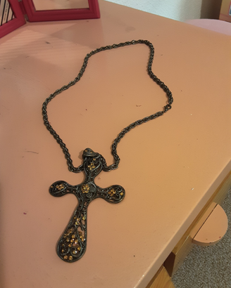 Collana con croce