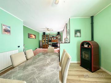 Appartamento Primo Piano con Ampio Terrazzo