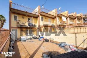 Villa a schiera - Motta Sant'Anastasia