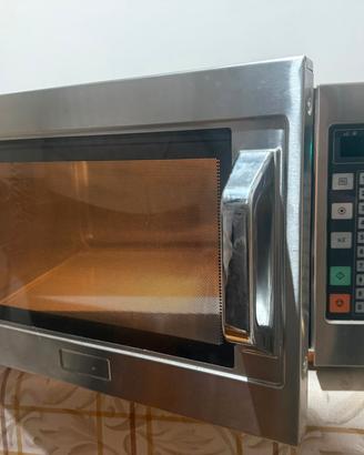 Microonde professionale Panasonic