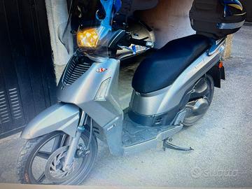 Kymco People S 200i