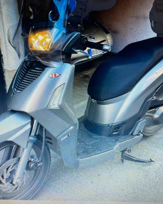 Kymco People S 200i