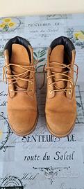 Scarponi Timberland n. 38