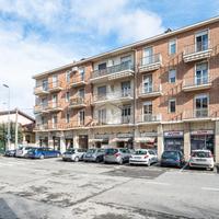 4 LOCALI A GRUGLIASCO