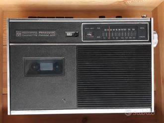 Radio Registratore a cassette Panasonic RQ-237S  			