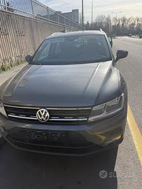 Volkswagen Tiguan 1.4 TSI 2017 benzina