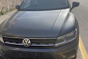 Volkswagen Tiguan 1.4 TSI 2017 benzina