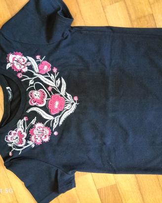 maglia donna nera con ricamo floreale e paillettes