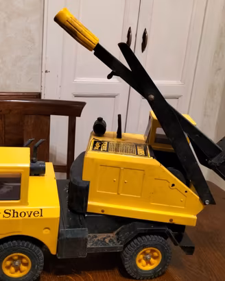 Escavatore Mighty Tonka Shovel